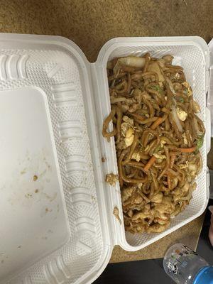 C2. Chicken Lo Mein Combo