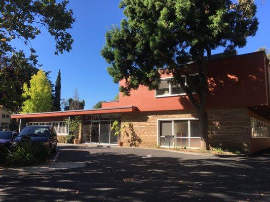 San Jose Training Center - Front of the building with free parking