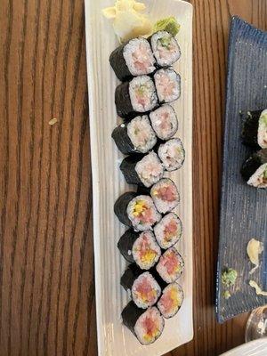 Toro Taku & negi hamachi roll