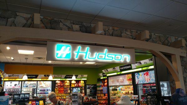 Hudson News in MSP Concourse D