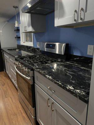 New kitchen and granite.