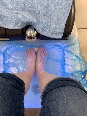 Mmmmmmm pedicures