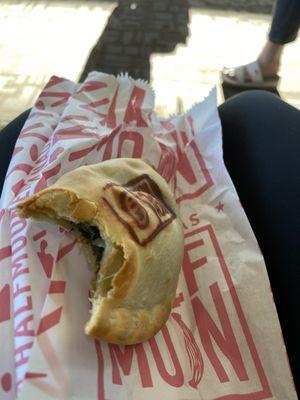 Spinach and cheese empanada- yum!