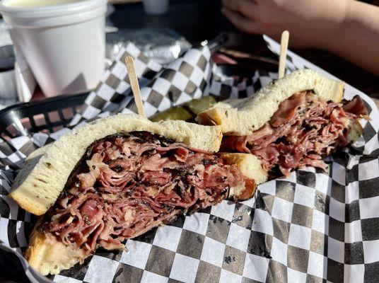 Tommy Pastrami New York Delicatessen