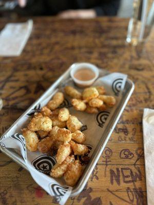 Fried cheese curds