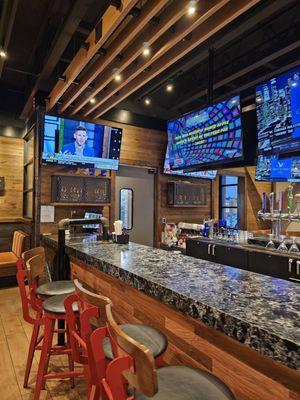 Another angle of the bar at Chili's.