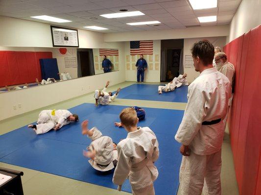 Martial arts family class at Mid Missouri Judo in Columbia, MO