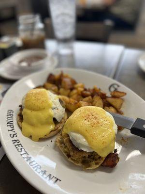 Crab Cake Benedict