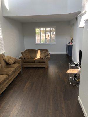 Shaw laminate flooring.