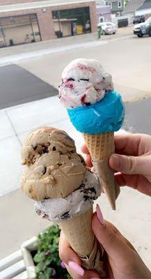 Oreo & Coffee Caramel Chip on the left Blue Moon & Raspberry cheesecake on the right