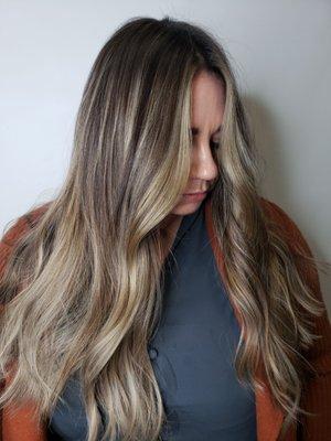 Dark ash blonde balayage. To book appointments with Desiree please go to www.styleseat.com/DesireeSiqueiros