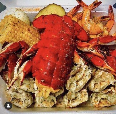 Franks crab house serves healthy, fresh Seafood