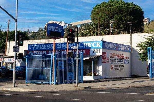 Smog Emissions Check Station

#losangelessmogcheck #smogcheck