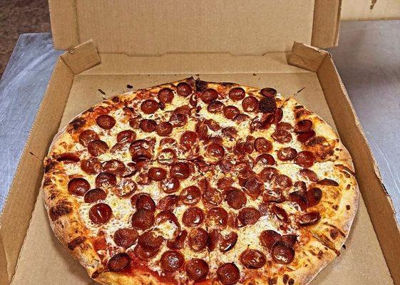 Large Pepperoni pizza