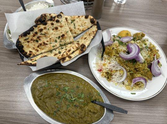 Garlic nann, saag and chicken briyani. Everything was delicious