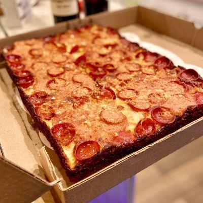 INCREDIBLE deep dish! Amazing flavors I've never had before in Detroit style pizza!