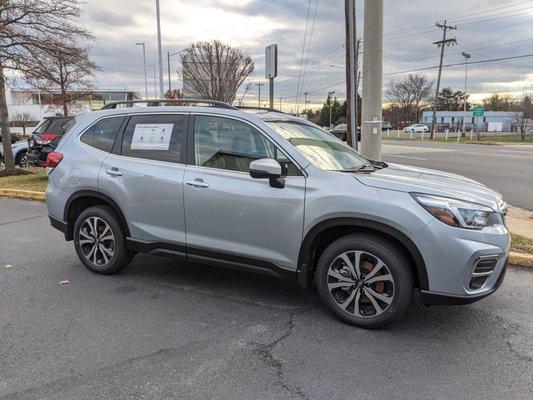 Subaru forester silver