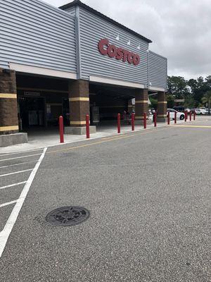 Costco storefront