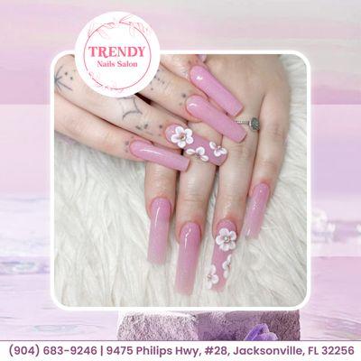 Indulge in elegance with our luxurious, trend-setting nail designs!