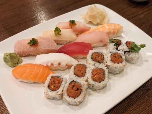 Sushi & Roll Combo Entree (Spicy Tuna Roll)