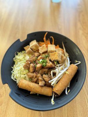 Vietnamese Bun Chicken & Tofu Combo.