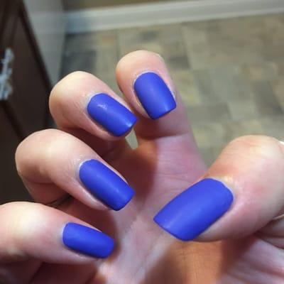 Regular manicure with Essie "Butler Please" and OPI Matte Top Coat.