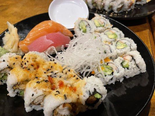 Taste Sushi Bar & Asian Cuisine