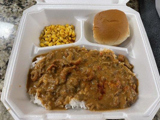 Large étouffée.