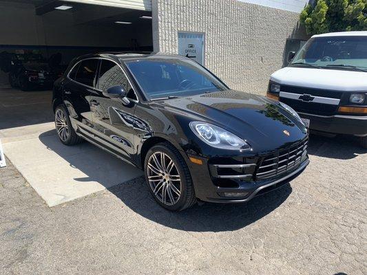 Paint correction on porche macan