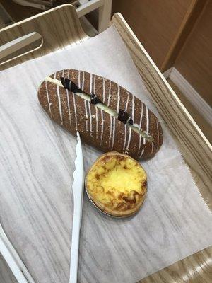 chocolate soft bread and egg tart