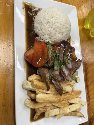 Lomo Saltado