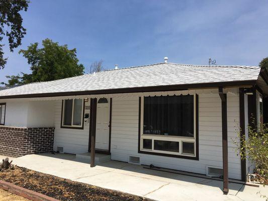 Roof Installed 1 day, start to finish, tear off, load and install. Amazing job and it looks beautiful! Owens Corning color Shasta White,