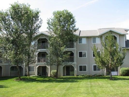 Spring Creek Apartments offer a beautiful & quiet park like setting.