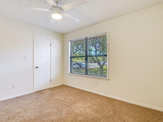 Townhome D2 Second Bedroom