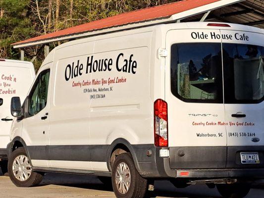 Olde House Cafe van