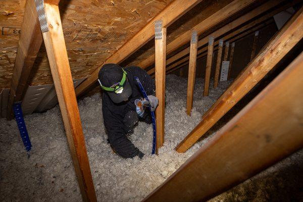 Professional Insulation Assessment: Our experts measure attic insulation levels to guarantee quality installation.