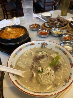 Mandu Guk