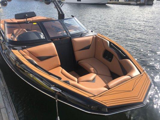 2018 Supreme S238 Wake Boat