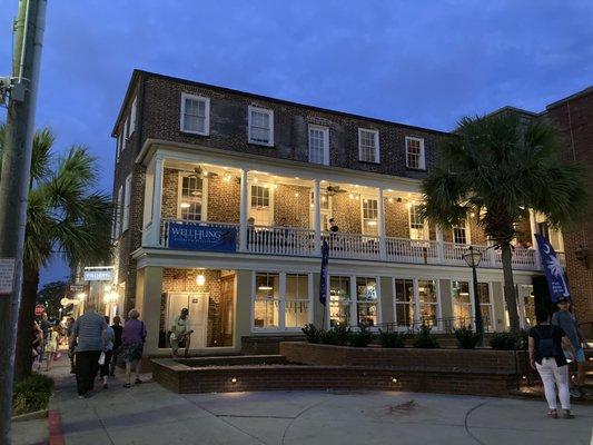 Well Hung Charleston balcony dining