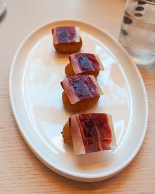 Croquetas de jamon iberico