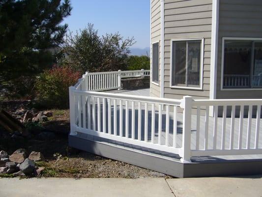 Composite Deck with Vinyl Railing in Niwot