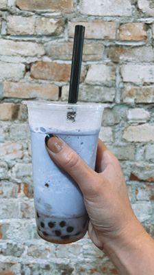 Taro smoothie with honey boba, amazing!!