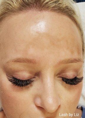 Volume eyelash Extensions