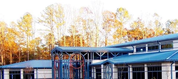 The community recreation center offers classes, activities, rentals, and more. Check out what's happening at gwinnettparks.com.