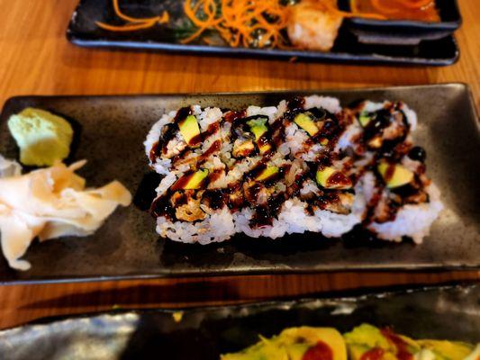 Grilled eel and avocado roll