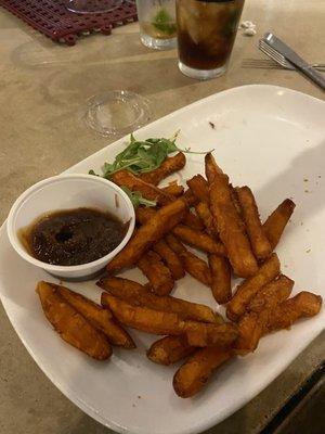 Sweet potato fries with apple butter