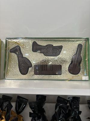 Chocolate instruments