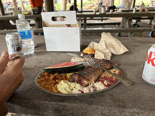 The food was absolutely wonderful! And the portions were huge!