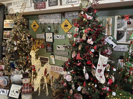 Wojtusik Nursery Garden Center & Christmas Shop