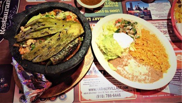 Full Molcajete Mexicanos Meal